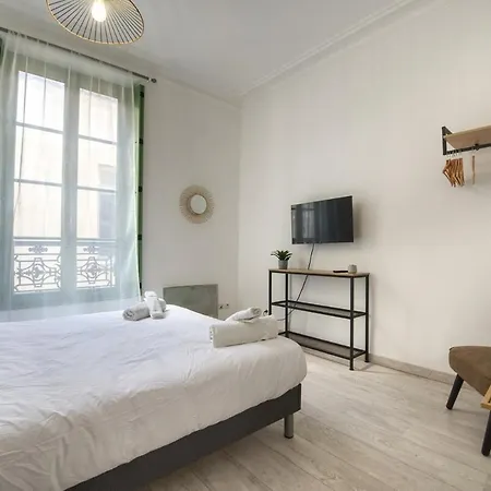 Le Velvet ~ Centre-ville ~ Climatisation Apartment Nimes